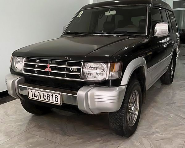 So sánh Pajero V33 và V43