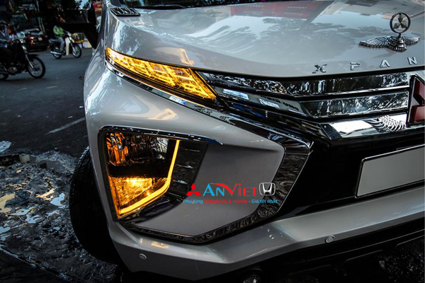 Đèn LED gắn thêm Xpander