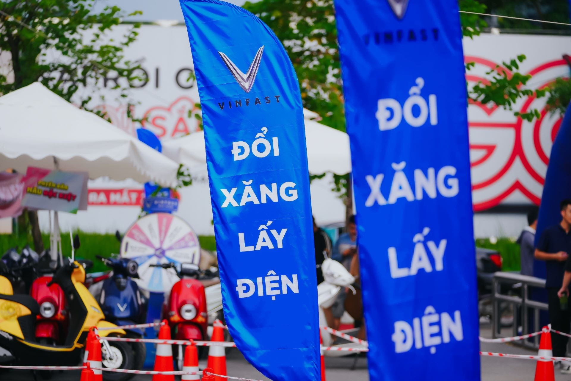 Những Hiểu Lầm Thường Gặp Khi Đổi Xe Máy Xăng Sang Xe Điện