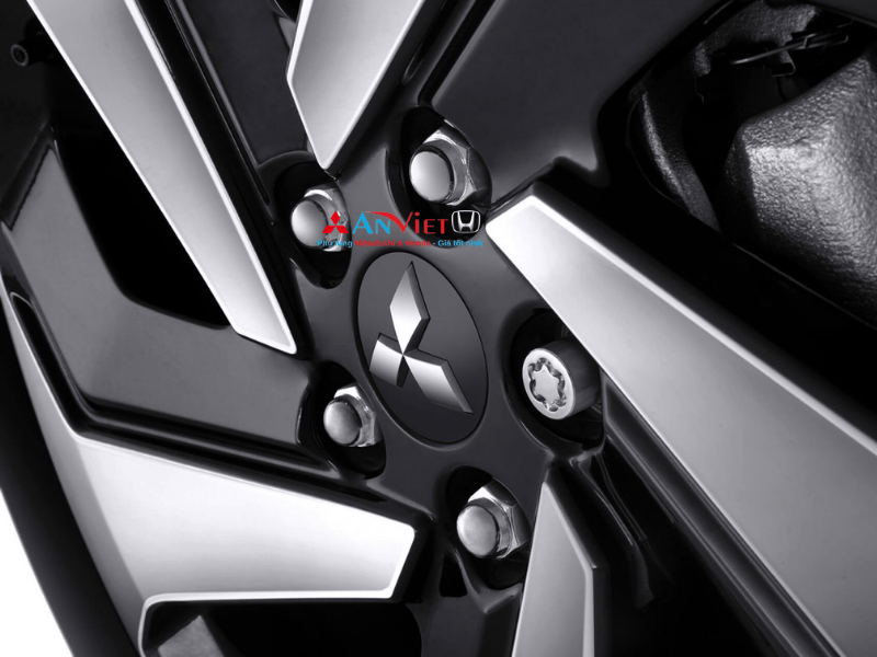 Đai ốc khóa chống trộm bánh xe Mitsubishi DESTINATOR