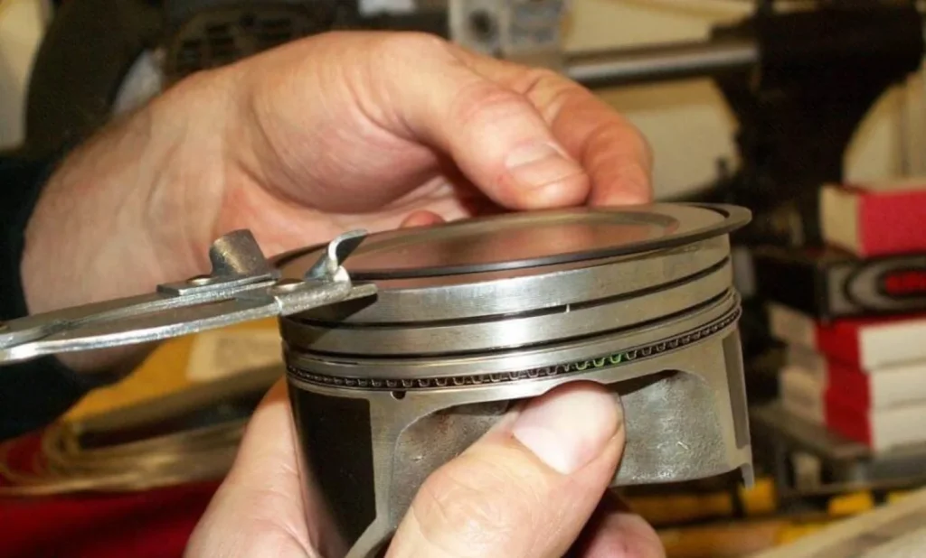 Thay Thế & Bảo Dưỡng Piston Mitsubishi - Phụ tùng Mitsubishi An Việt 