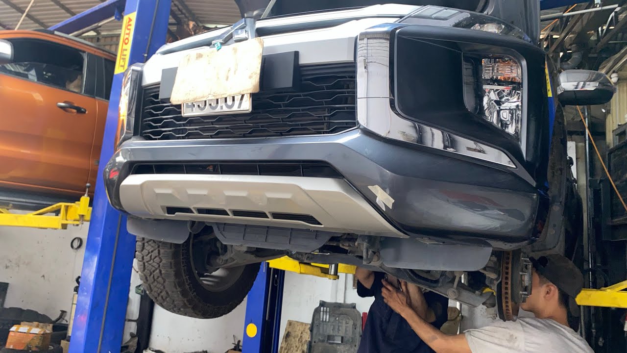 thay nhớt Triton bao nhi&ecirc;u l&iacute;t