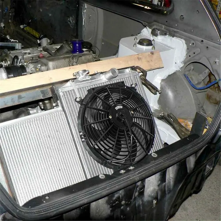 Thay Thế & Bảo Dưỡng Quạt dàn nóng Mitsubishi