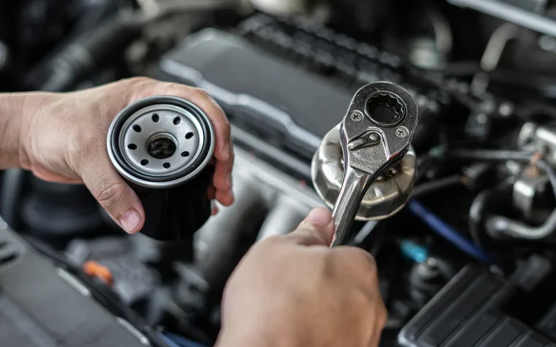 Các bước thay thế Lọc nhớt, Lọc dầu Mitsubishi