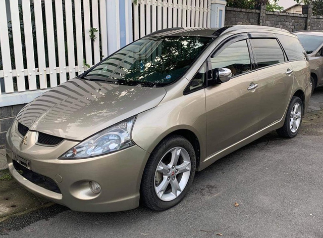 Có nên mua xe Mitsubishi Grandis cũ