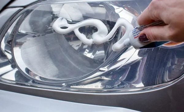 Cách Xử Lý Đèn Pha Bị Rạn Nứt