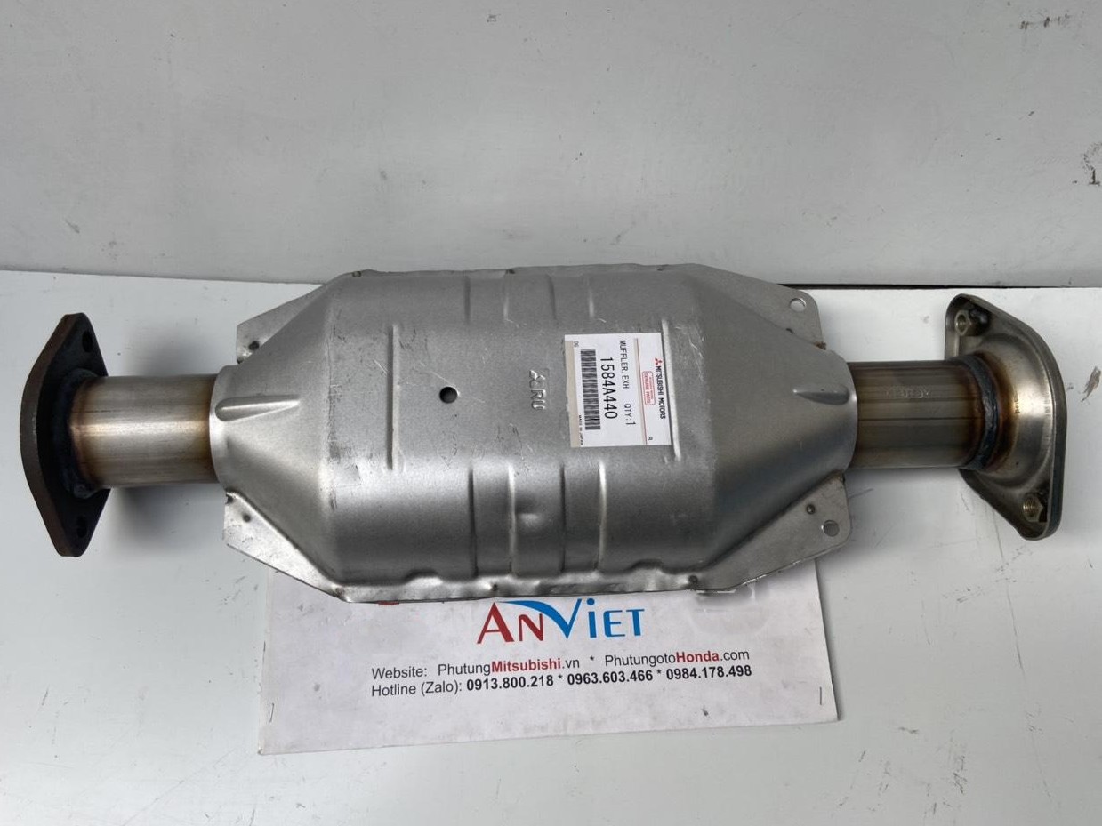 Bầu lọc khí xả sử dụng cho xe Pajero Ngân hàng V93 - Hàng nhập khẩu chính ngạch
