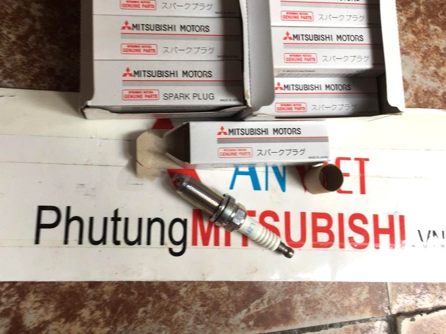 Bugi sử dụng cho xe Mitsubishi Attrage - Hàng nhập khẩu chính ngạch 1822A086