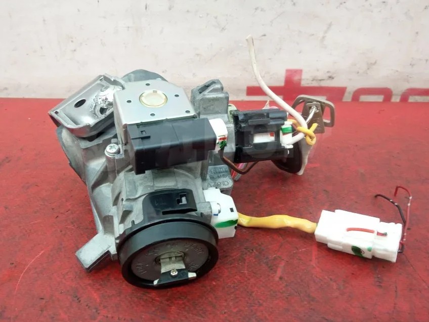 Công tắc khởi động sử dụng cho xe Attrage