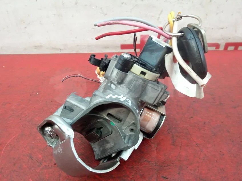 Công tắc khởi động sử dụng cho xe Attrage