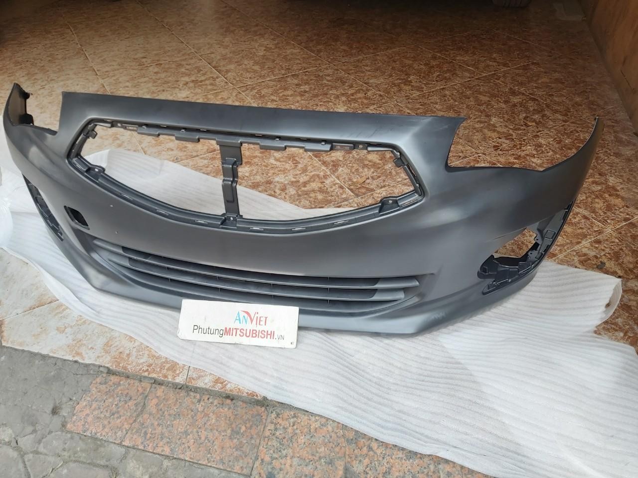 Cản trước, Ba đờ sốc trước sử dụng cho xe Mitsubishi Attrage - Hàng nhập khẩu chính ngạch