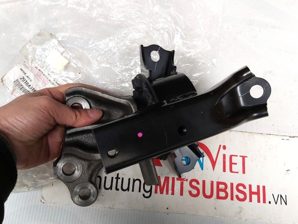 Chân hộp số, Chân Máy Bên Phụ sử dụng xe Mitsubishi Attrage - Hàng nhập khẩu chính ngạch 1093A146, 1093A202