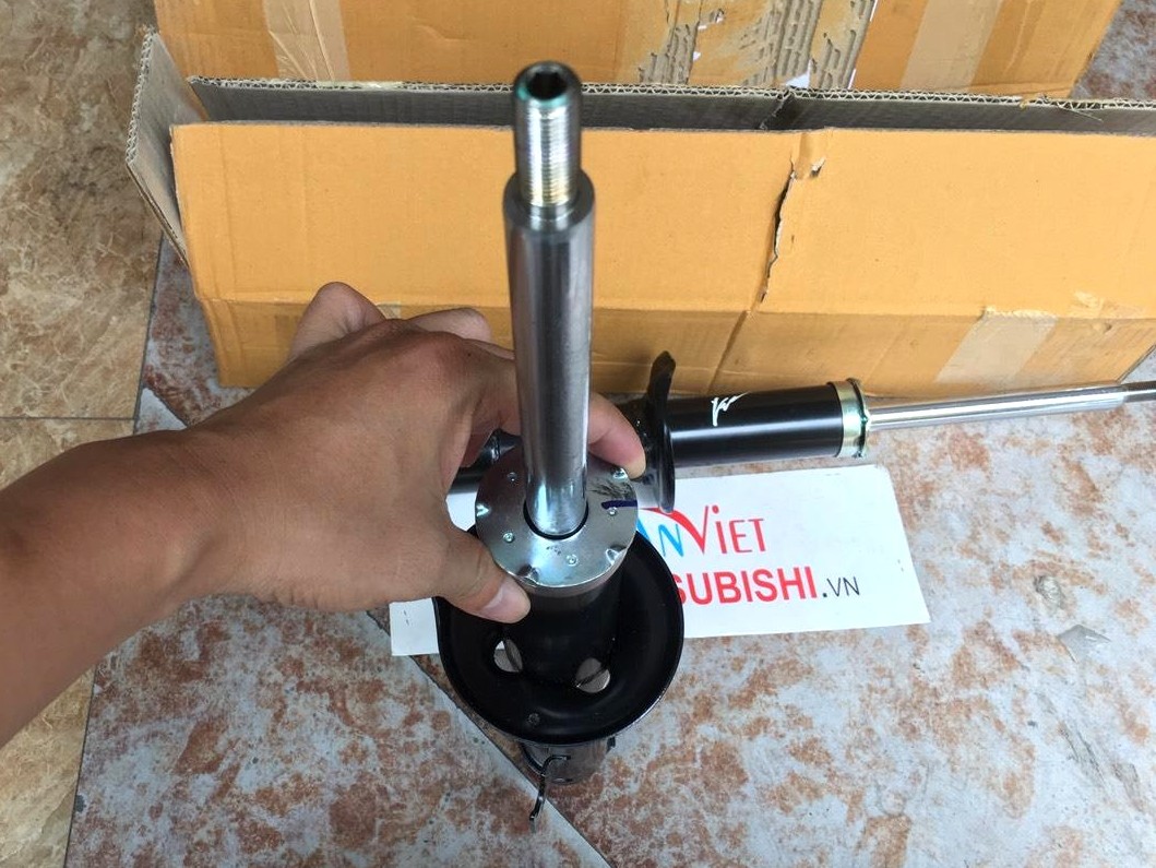 Giảm xóc trước sử dụng cho xe Mitsubishi Attrage - Hàng nhập khẩu chính ngạch