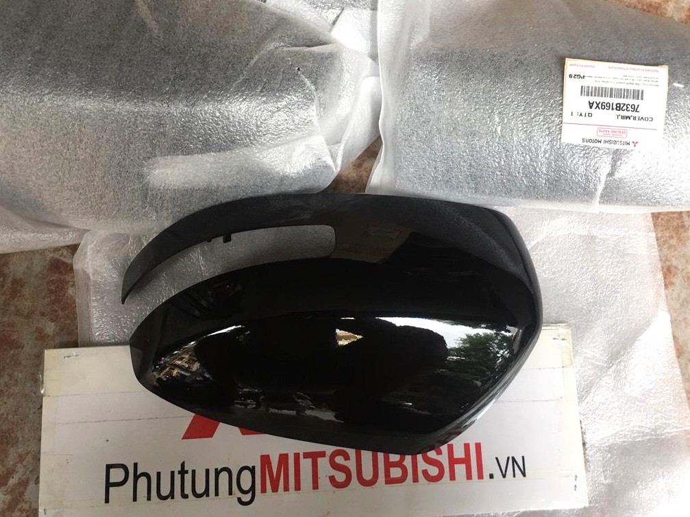 Ốp gương, Gáo gương chiếu hậu sử dụng cho xe Attrage - Hàng nhập khẩu chính ngạch