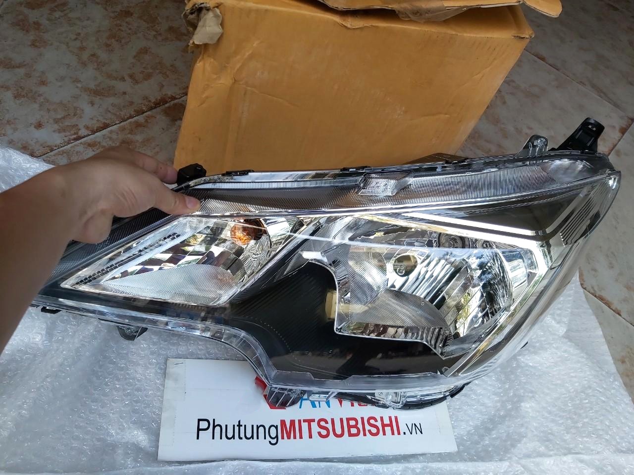 Vỏ Đèn pha sử dụng cho xe Attrage 2020-2025 bản Halogen - Hàng nhập khẩu chính ngạch