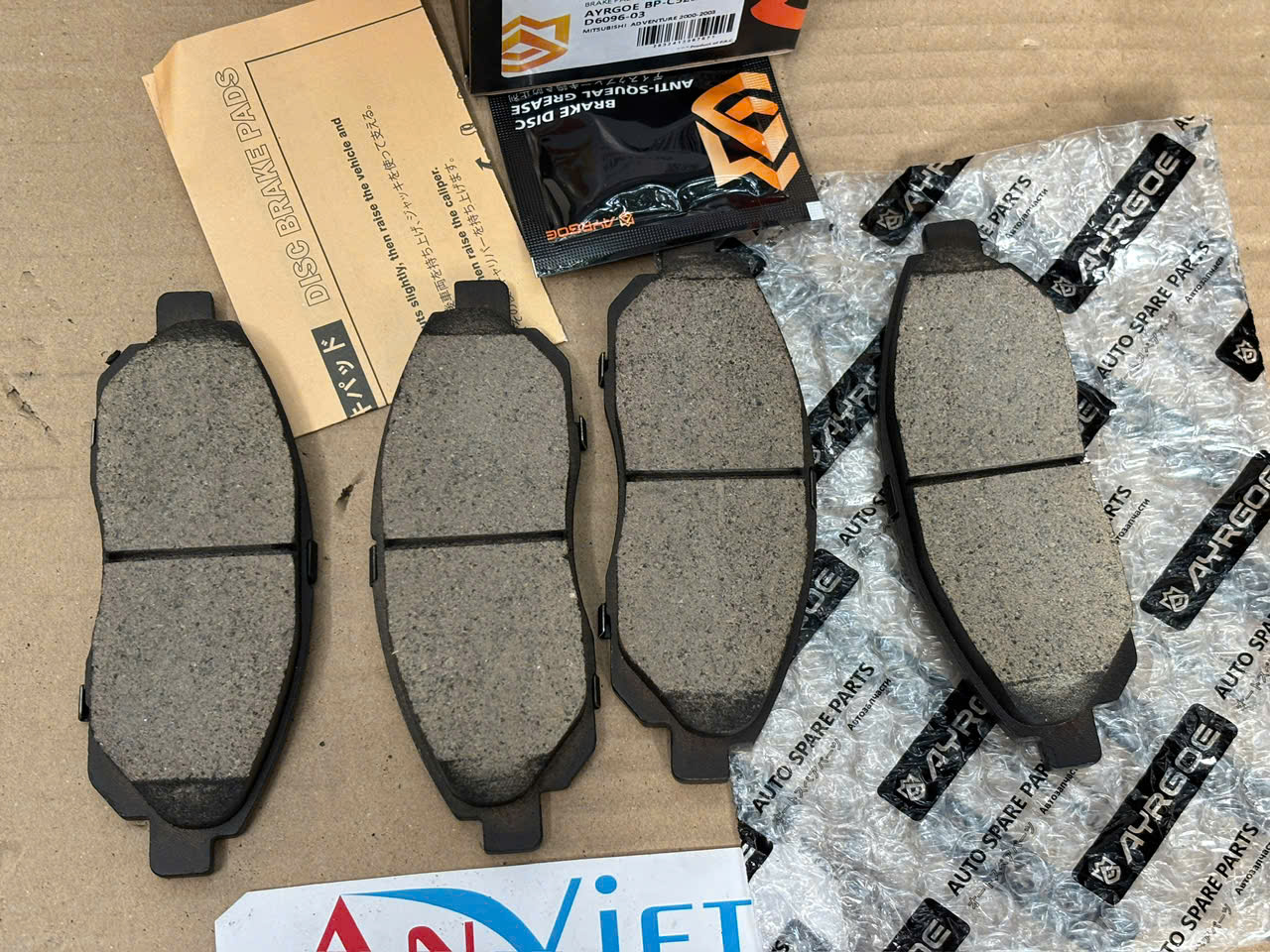 Bố thắng, Má phanh sau dùng cho xe Jolie | AYRGOE D6096-03 | MR390131