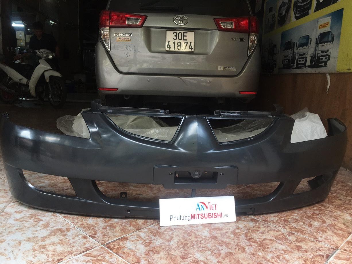 Ba đờ sốc trước, Cản trước sử dụng cho xe Lancer - Hàng nhập khẩu chính ngạch