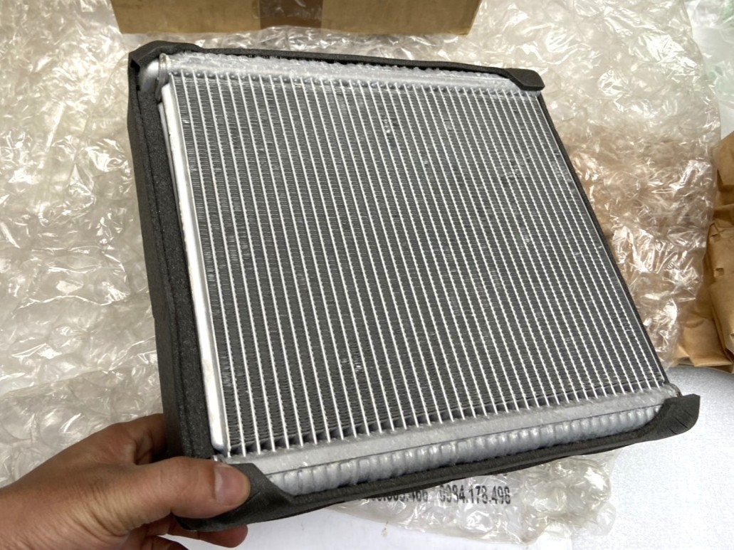 Dàn lạnh trong Táp lô sử dụng cho xe Outlander - Hàng nhập khẩu chính ngạch 7810A297 7810A299 7801A967