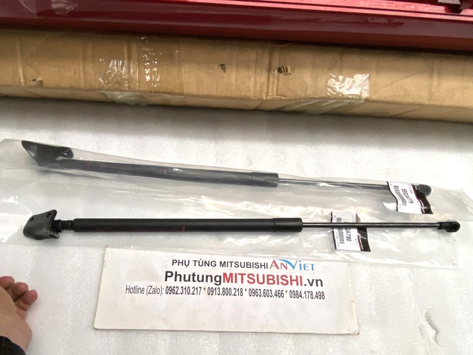 Ty, thanh chống cửa hậu, cốp sau xe Outlander - Hàng nhập khẩu chính ngạch