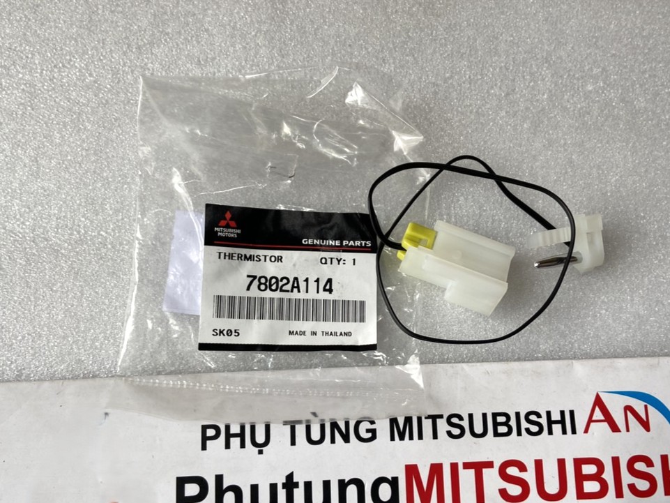 Cảm biến van ngắt lạnh sử dụng cho xe Pajero Sport - Hàng nhập khẩu chính ngạch
