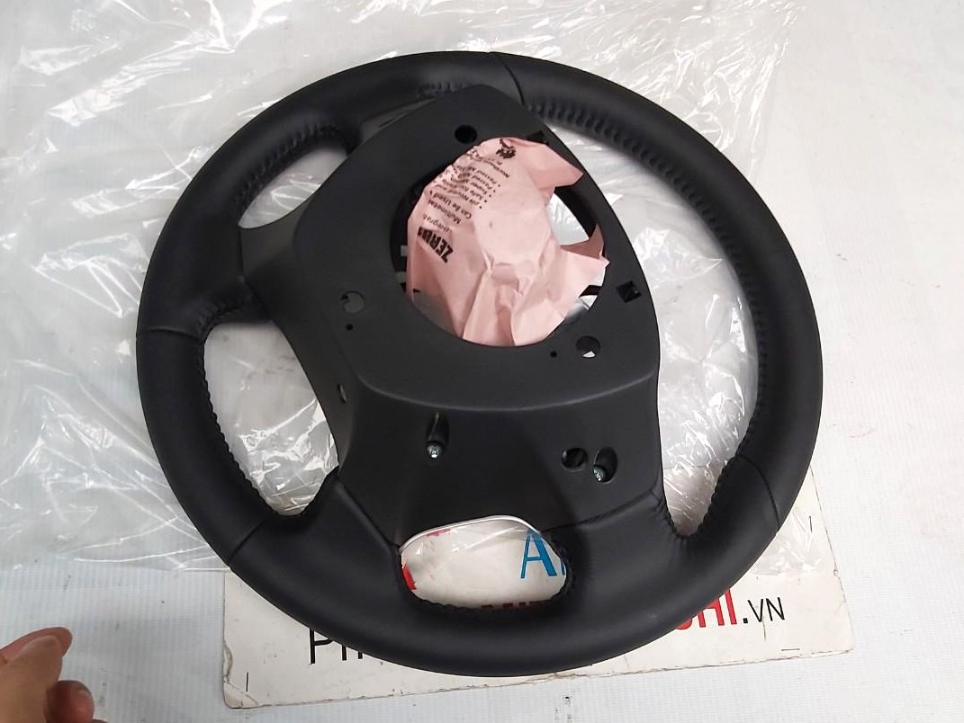 Cụm vô lăng sử dụng cho xe Pajero Sport - Hàng nhập khẩu chính ngạch