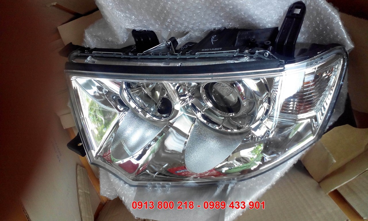 Vỏ Đ&egrave;n pha sử dụng cho Pajero Sport