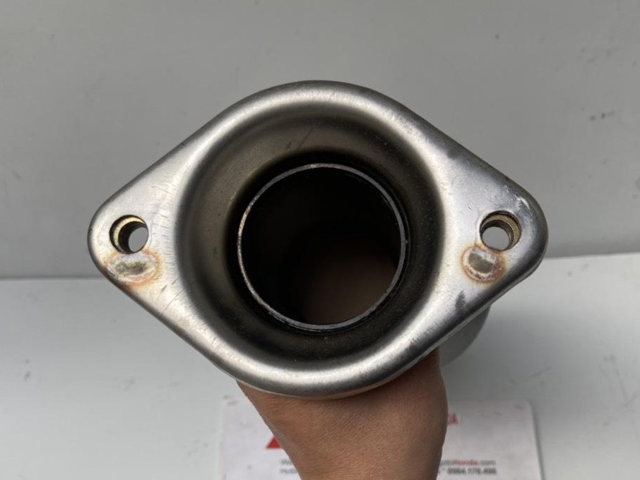 Bầu lọc kh&iacute; xả sử dụng cho xe Pajero Ng&acirc;n h&agrave;ng V93