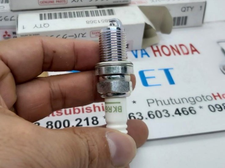 Bugi sử dụng cho xe Pajero - Hàng nhập khẩu chính ngạch
