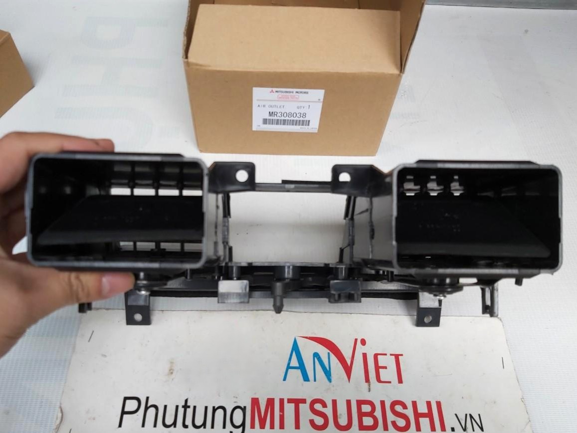 Cửa gió điều hòa sử dụng cho xe Pajero - Hàng nhập khẩu chính ngạch