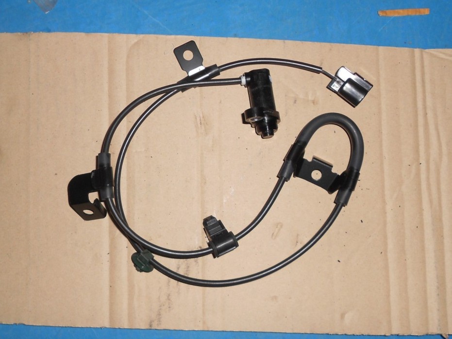 Cảm biến ABS sử dụng cho xe Triton - Hàng nhập khẩu chính ngạch