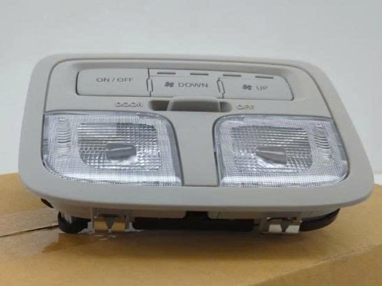 Cụm Đèn trần tích hợp Công tắc điều khiển chỉnh quạt gió điều hòa trước sau dùng cho xe Triton 2015-2023