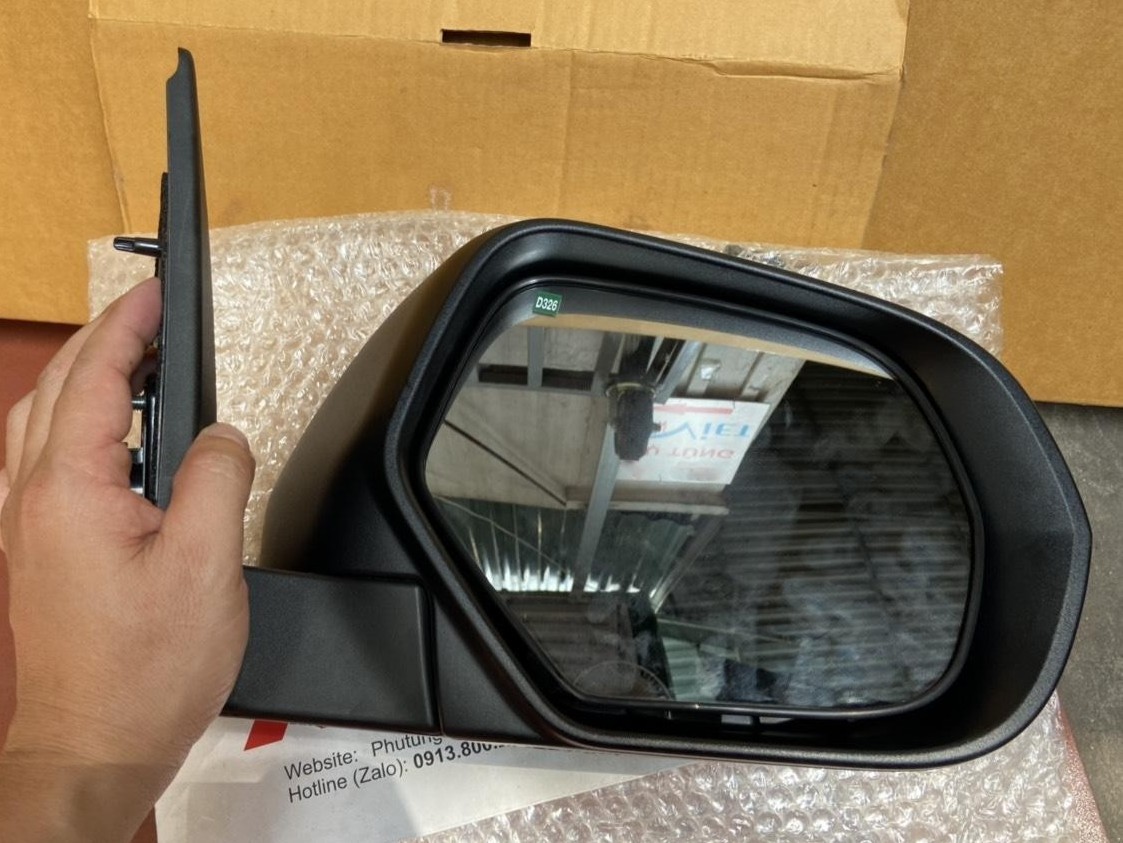 Gương chiếu hậu sử dụng cho xe Triton 2019-2024 - Hàng nhập khẩu chính ngạch