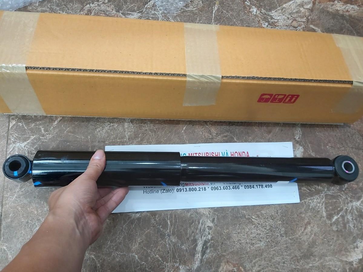 Phuộc sau, Giảm xóc sau sử dụng cho xe Triton - Hàng nhập khẩu chính ngạch
