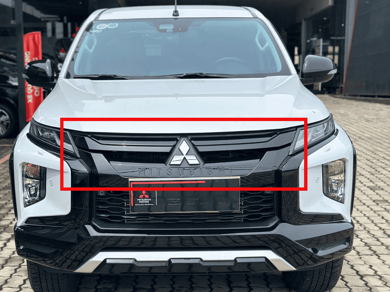 Mặt ca lăng sử dụng cho xe Triton 2019-2024