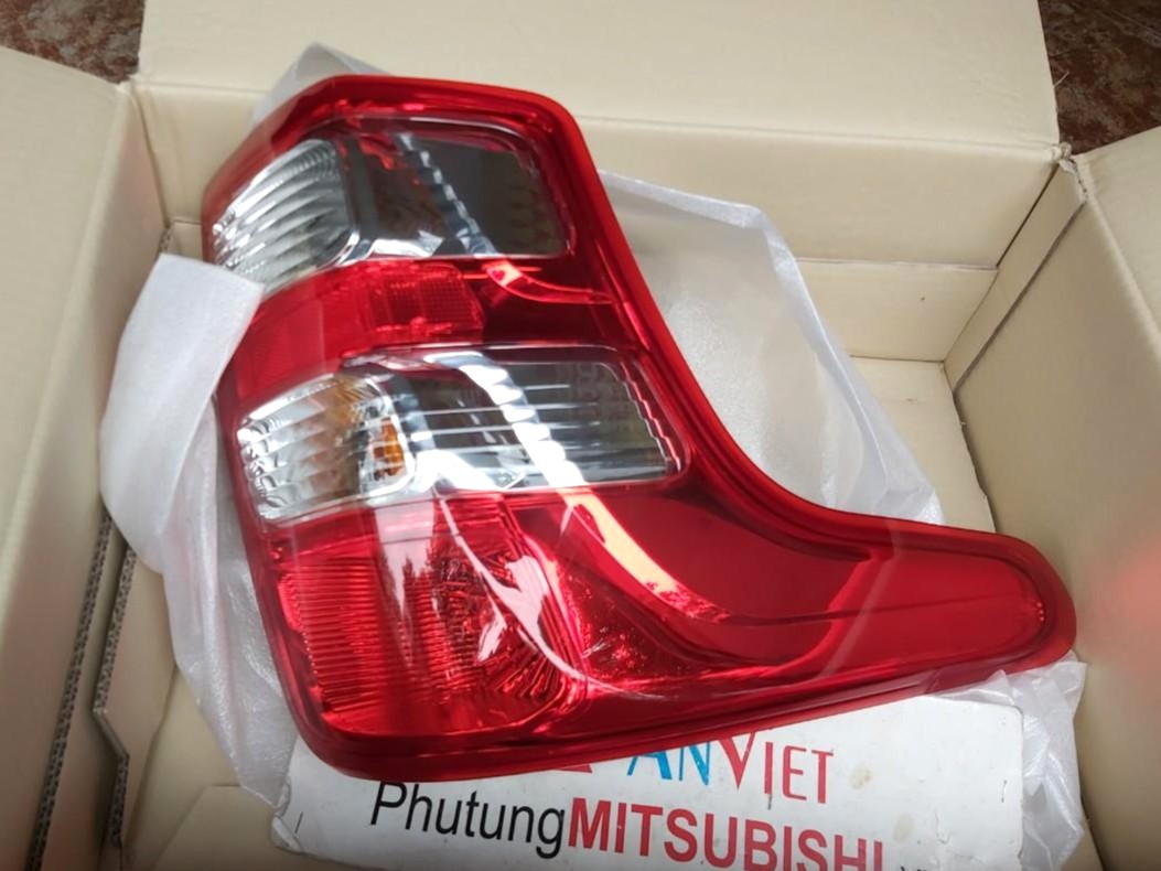 Đèn lái sau, Đèn hậu sử dụng cho xe Triton 2015-2018 - Hàng nhập khẩu chính ngạch