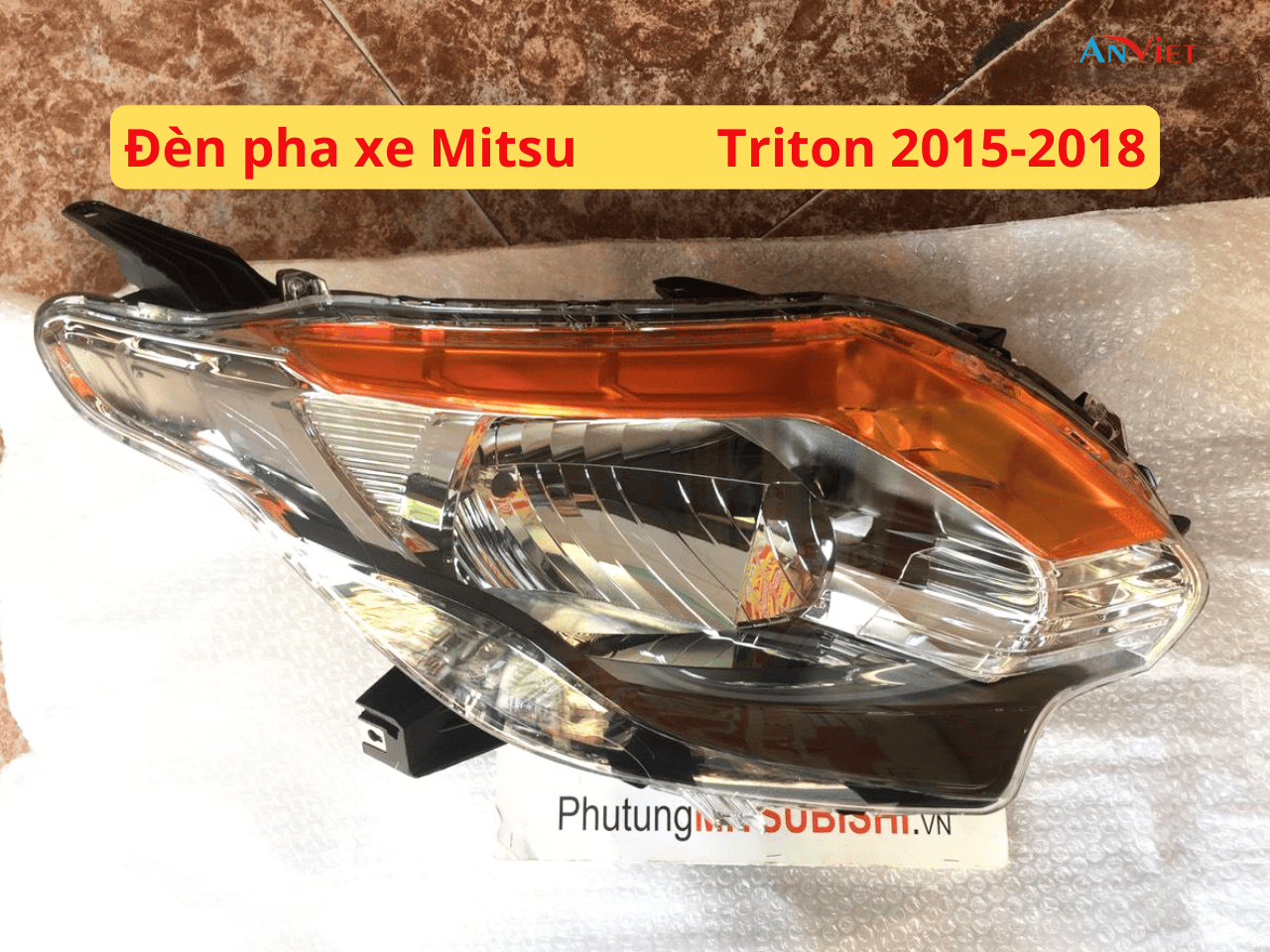 Vỏ Đèn pha sử dụng cho xe Triton - Hàng nhập khẩu chính ngạch