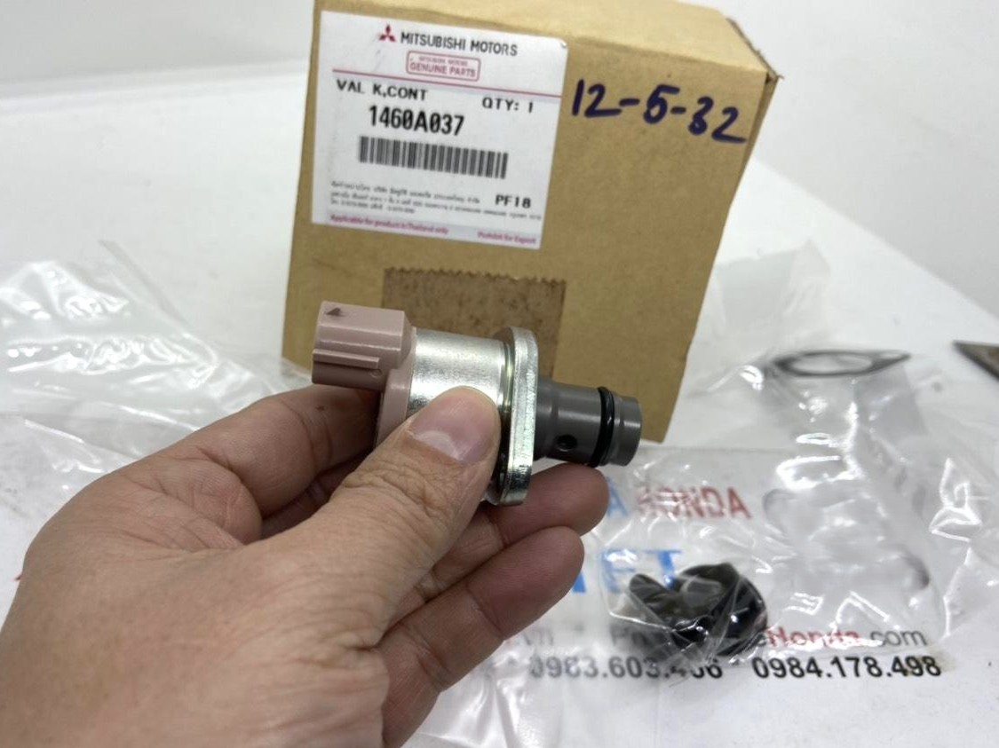 Van SCV sử dụng cho xe Triton - Hàng nhập khẩu chính ngạch 1460A037