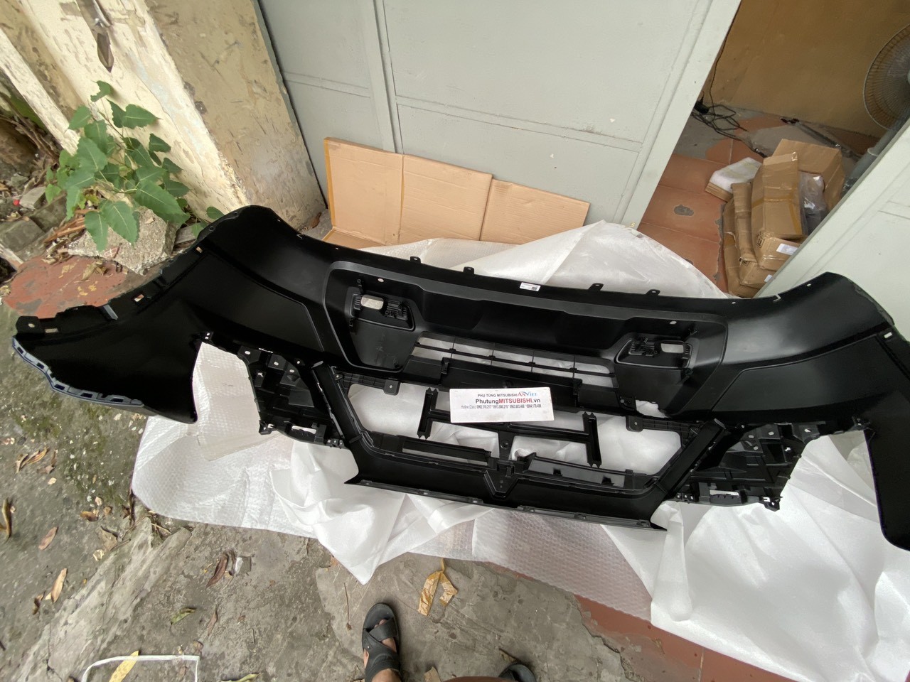 Cản trước, Ba đờ sốc trước sử dụng cho xe Mitsubishi XForce - Hàng nhập khẩu chính ngạch 62022B200P
