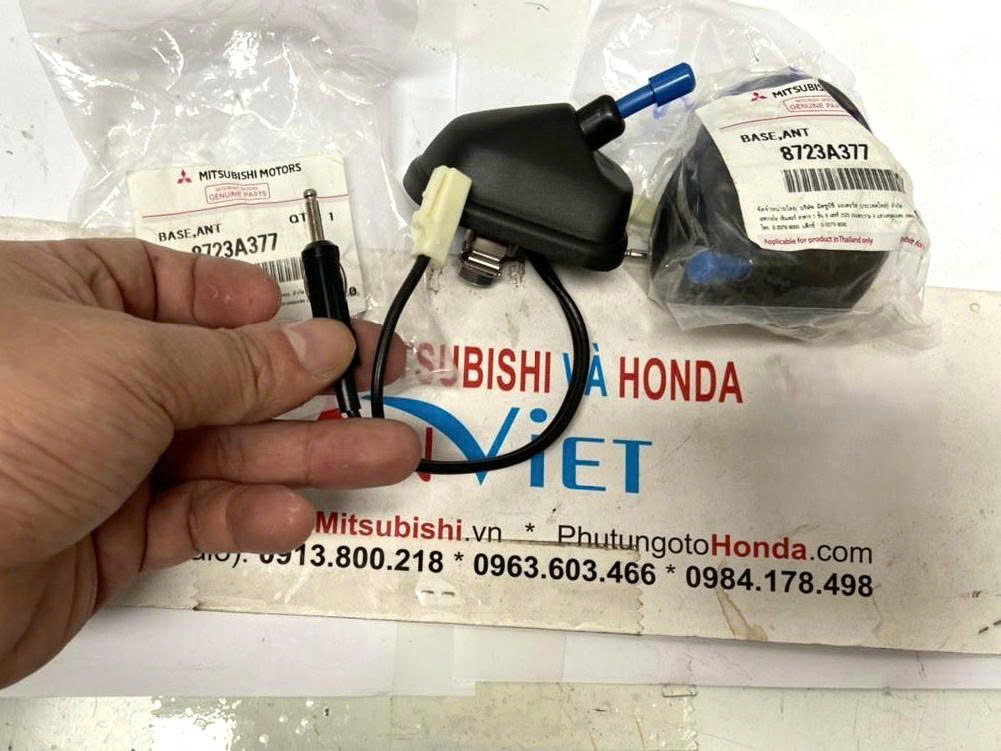 Đế ăng ten sử dụng cho xe Mitsubishi Xpander - Hàng nhập khẩu chính ngạch 8723A377