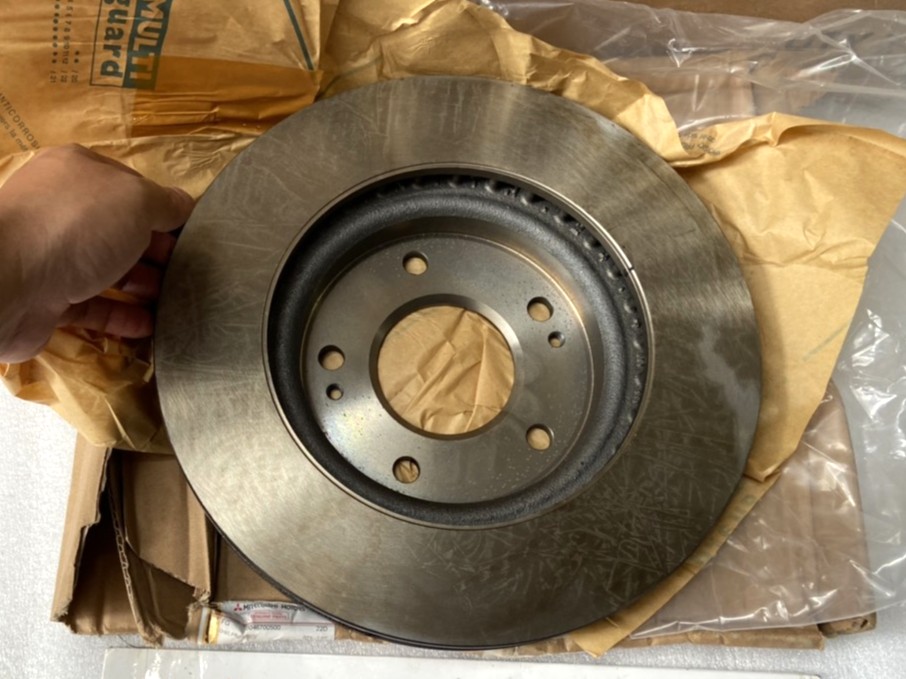 Đĩa phanh trước sử dụng cho xe Xpander - Hàng nhập khẩu chính ngạch