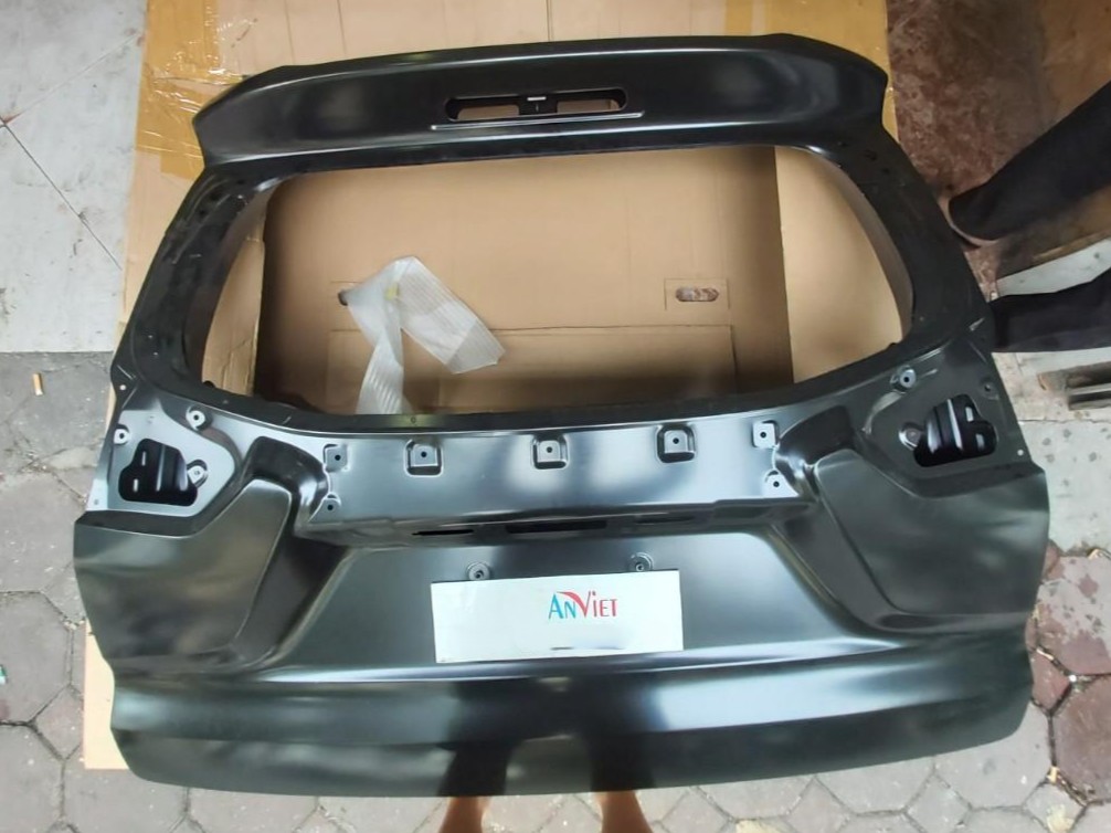 Cốp sau sử dụng cho xe Xpander - Hàng nhập khẩu chính ngạch 5801C095-5801C436