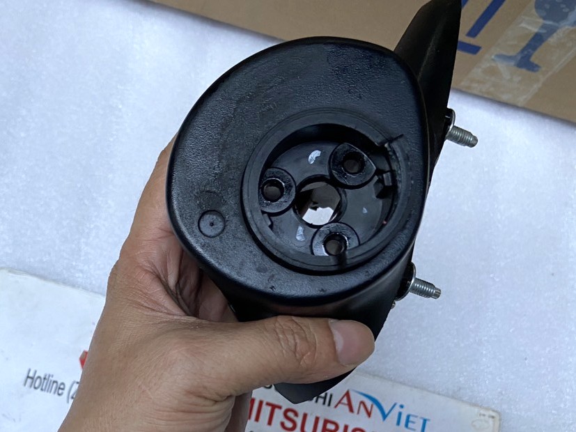 Chân gương sử dụng cho xe Xpander và Xpander Cross - Hàng nhập khẩu chính ngạch
