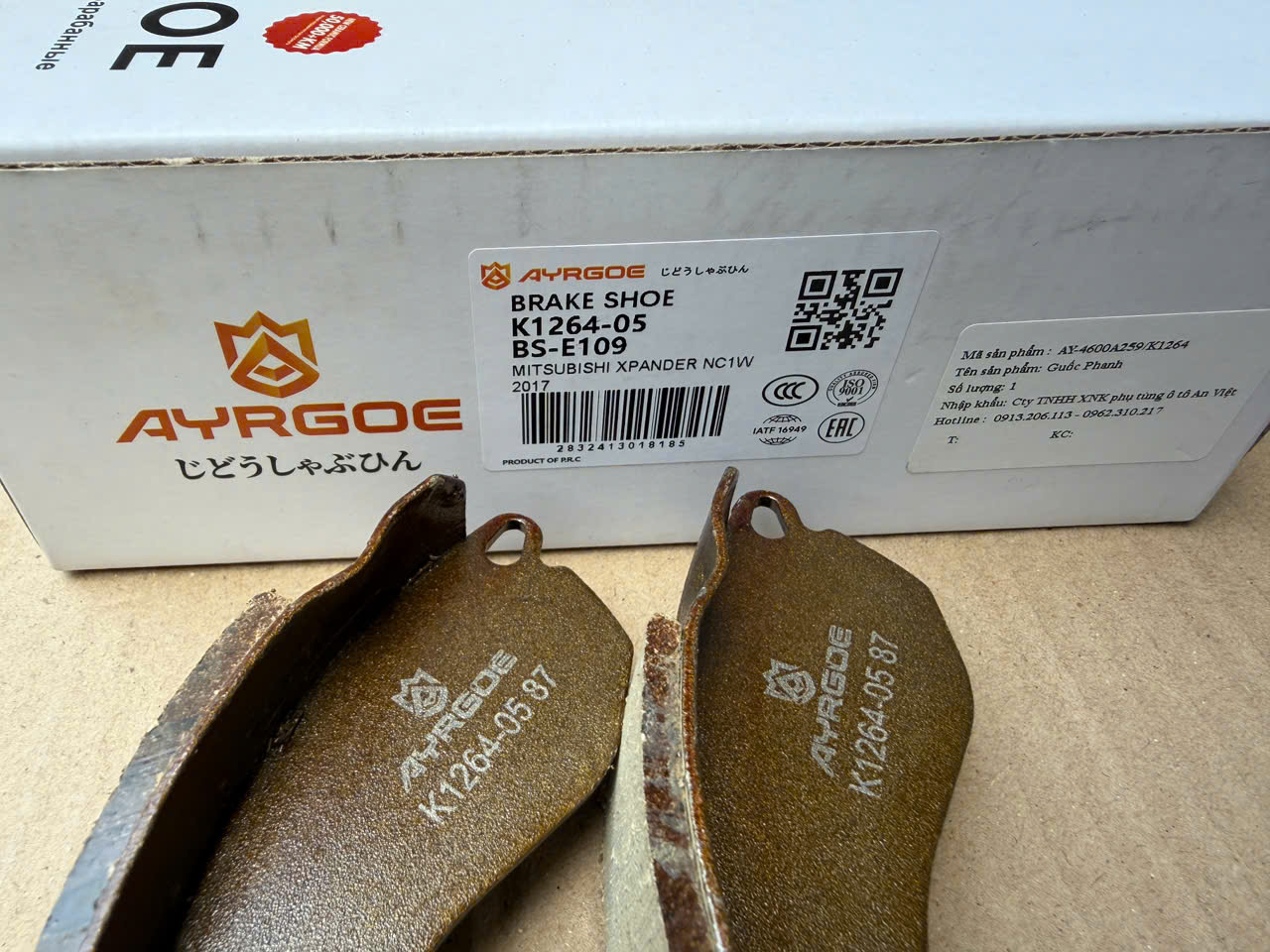 Guốc phanh, Má phanh sau dùng cho xe Xpander, Xpander Cross | AYRGOE K1264-05 | 4600A259
