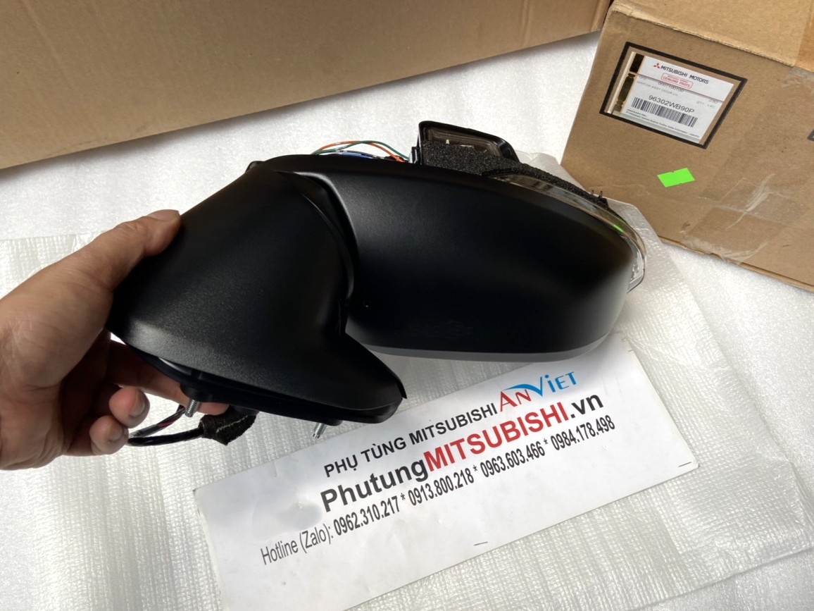 Gương chiếu hậu sử dụng cho xe Xpander 2022-2024 - Hàng nhập khẩu chính ngạch 96302WB80P-96301WB80P