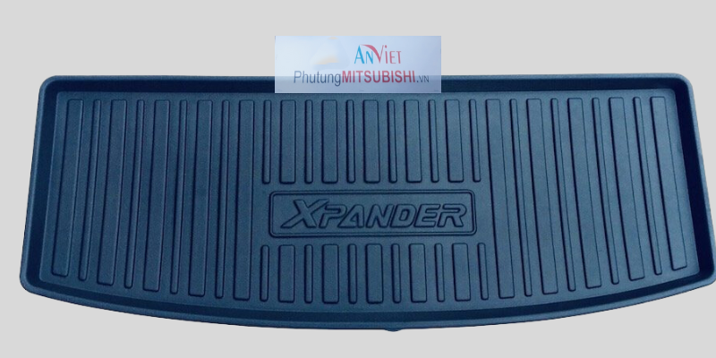 Lót cốp nhựa sử dụng cho xe Xpander
