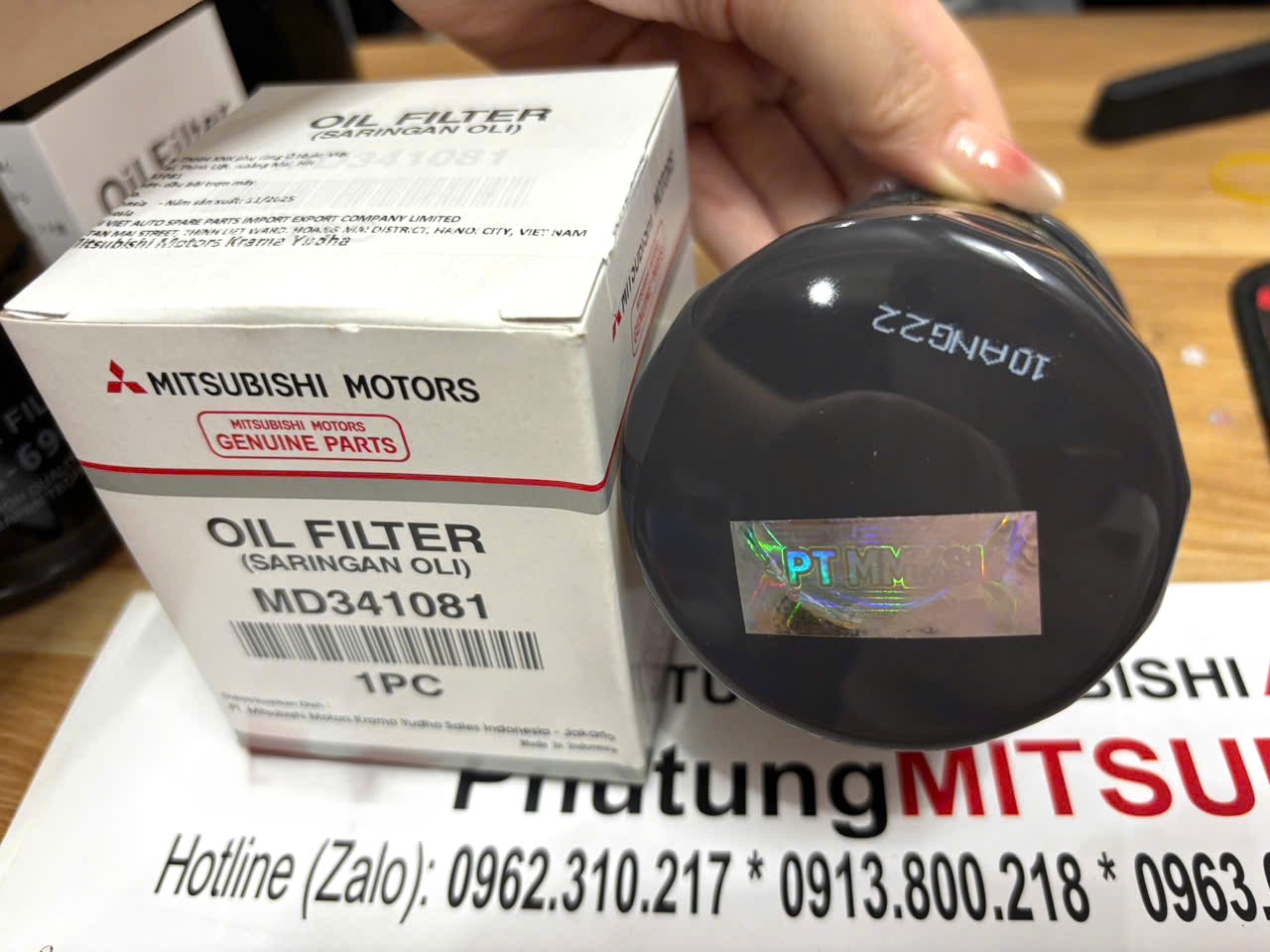 Lọc dầu nhớt động cơ sử dụng cho xe Mitsubishi MZ691140 MD341081