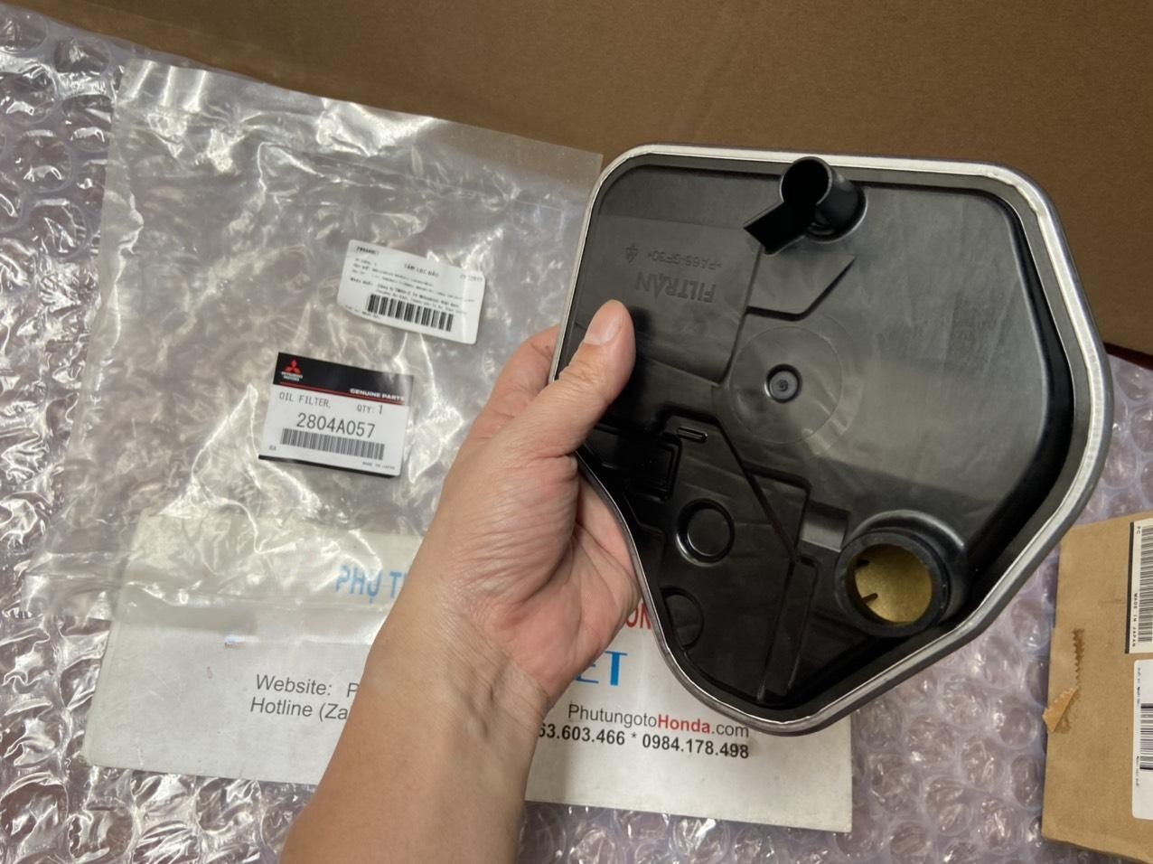Lọc dầu, Lọc nhớt hộp số tự động sử dụng cho xe Mitsubishi Xpander - Hàng nhập khẩu chính ngạch 2804A057