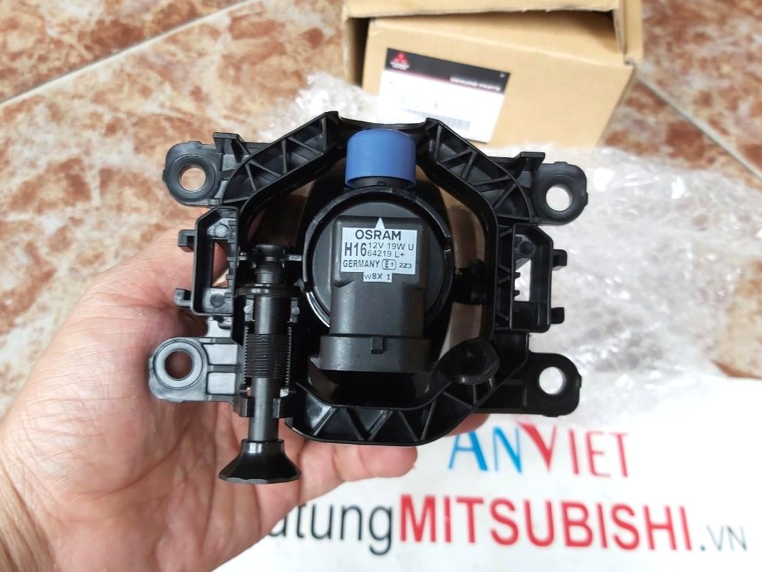 Đ&egrave;n gầm, Đ&egrave;n Sương M&ugrave; sử dụng cho xe Mitsubishi Xpander