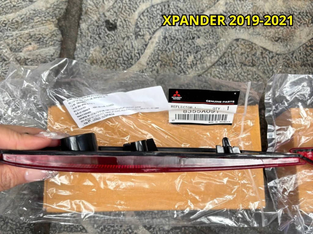 Đèn Phản Quang sử dụng cho xe Xpander - Hàng nhập khẩu chính ngạch