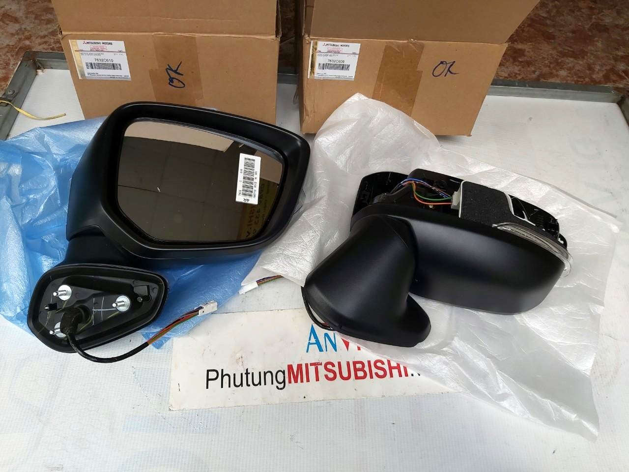 Gương chiếu hậu sử dụng cho xe Mitsubishi Xpander - Hàng nhập khẩu chính ngạch